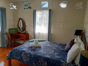 Quiet Private Central Cozy 3bdrm FREE parking
